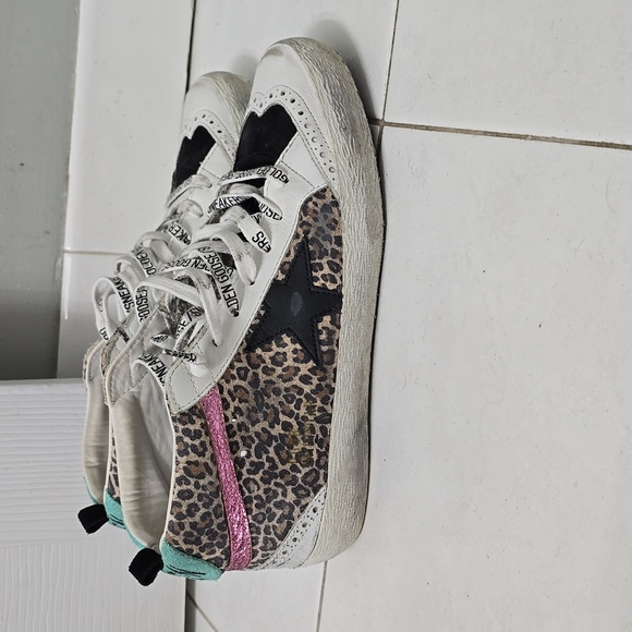 Golden goose BRAND NEW sneakers - Picture 2 of 5